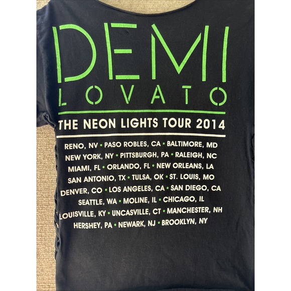 Neon Lights World Tour 2014 Demi Lovato Shirt Pop Rock Woman's Tshirt Size Small - Picture 10 of 12